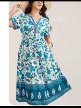 BloomChic Teal and White Floral Maxi Dress